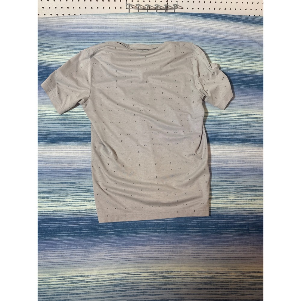 TravisMathew Mens Gray Geometric Dot Performance Golf Polo Shirt Size Medium - Picture 6 of 6